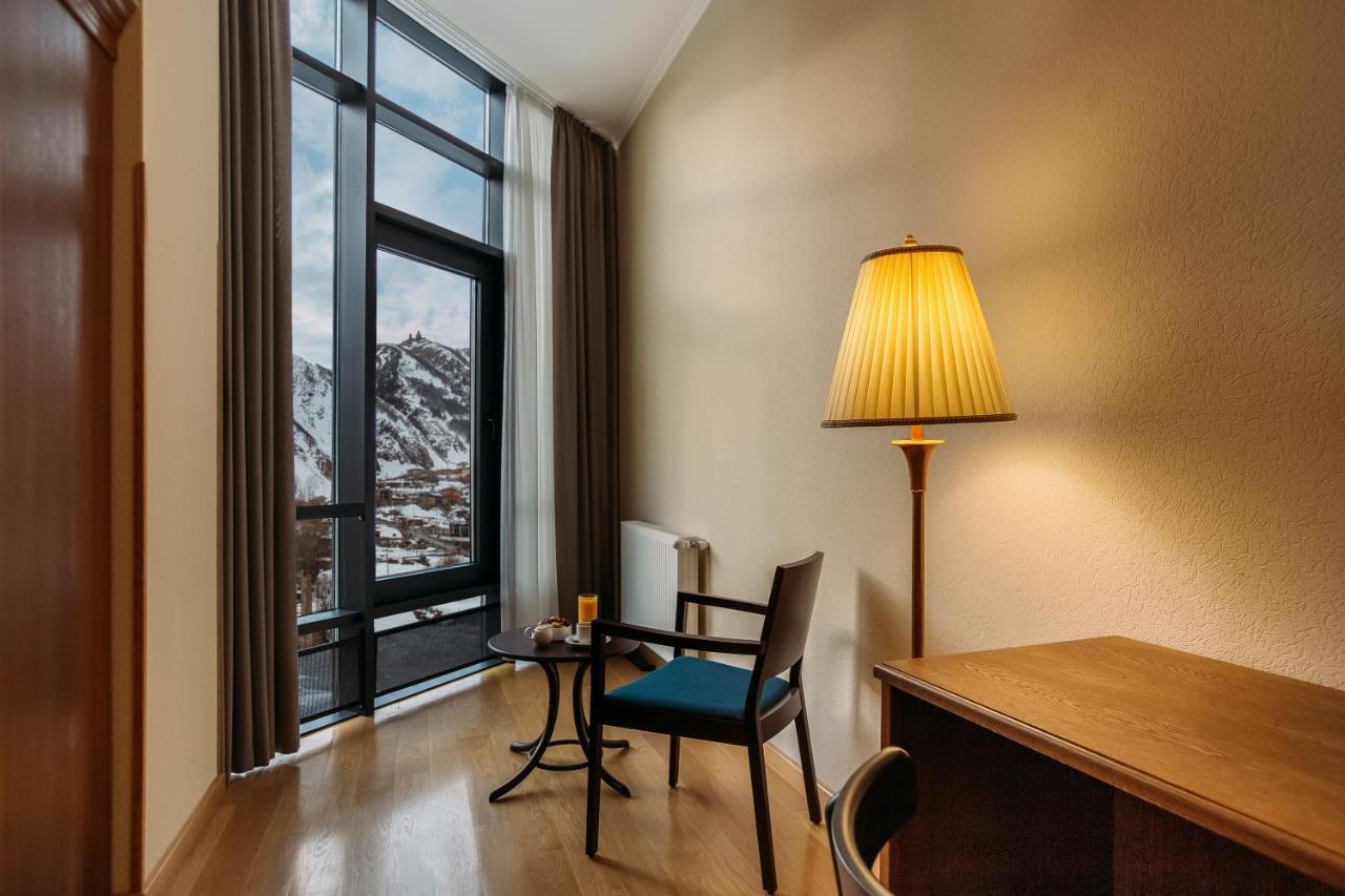 Porta Caucasia Kazbegi Eksteriør billede
